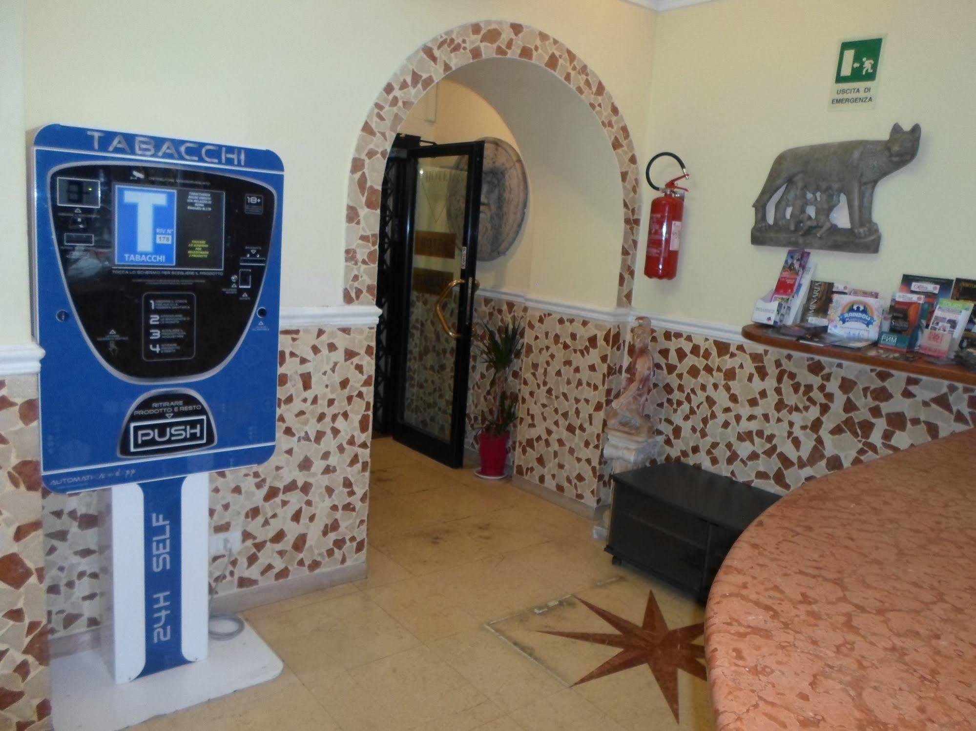 Stargate Hotel Roma Eksteriør bilde